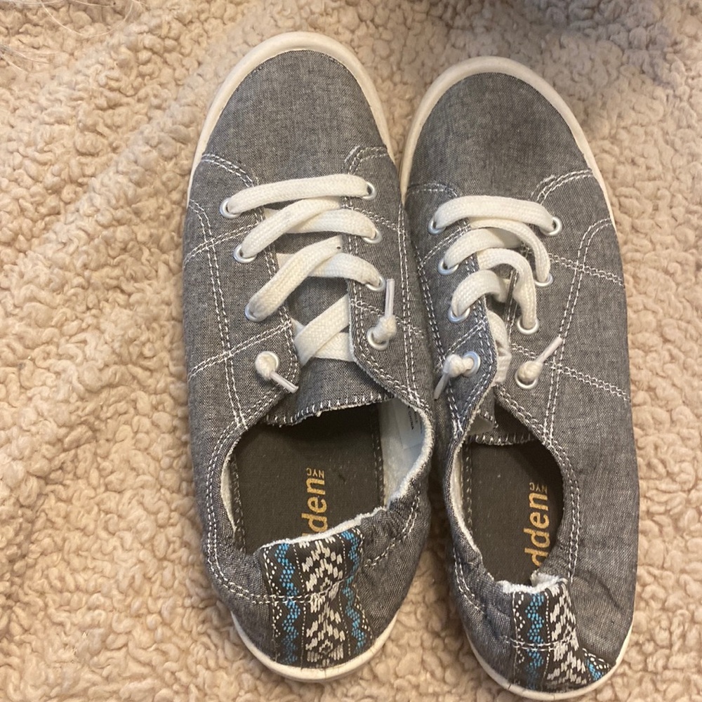 Madden NYC Knotted Sneaker 8.5